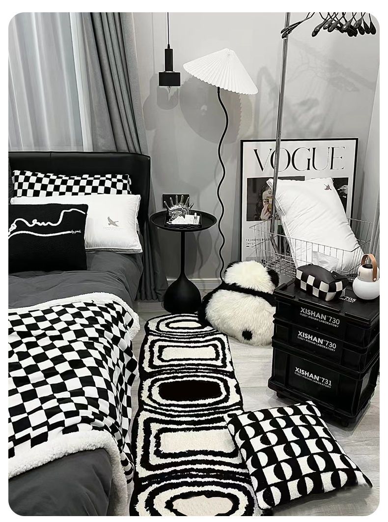 Black & White Runner Rugs - ItemBear.com