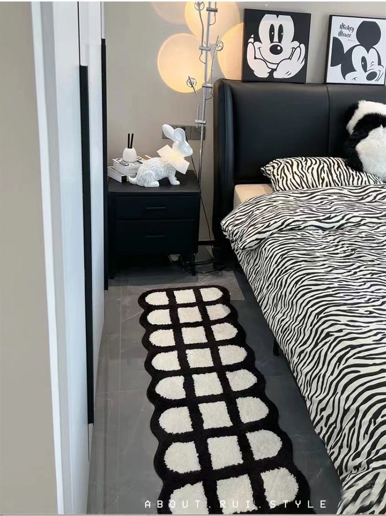 Black & White Runner Rugs - ItemBear.com