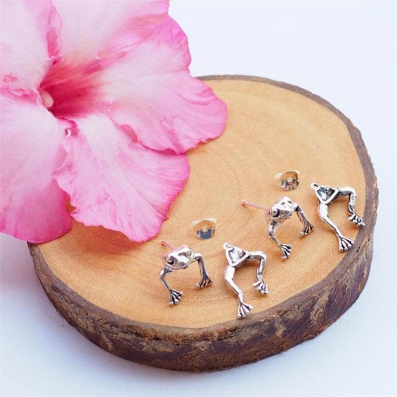 Cute Frog Earrings For Women Girls Animal Gothic Stud Earrings Piercing Female Korean Jewelry Brincos - ItemBear.com