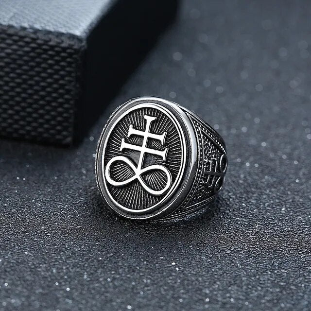 Gothic Punk Rings - ItemBear.com