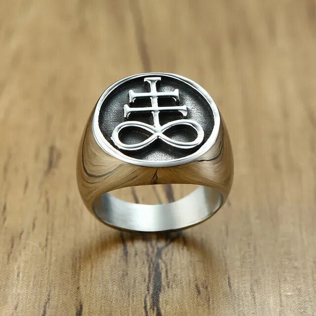 Gothic Punk Rings - ItemBear.com