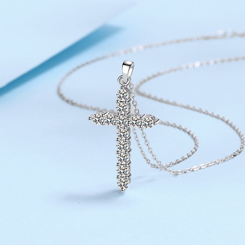 Moissanite Diamond Necklace - ItemBear.com