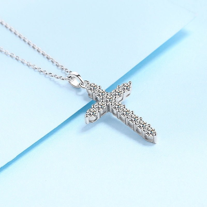 Moissanite Diamond Necklace - ItemBear.com