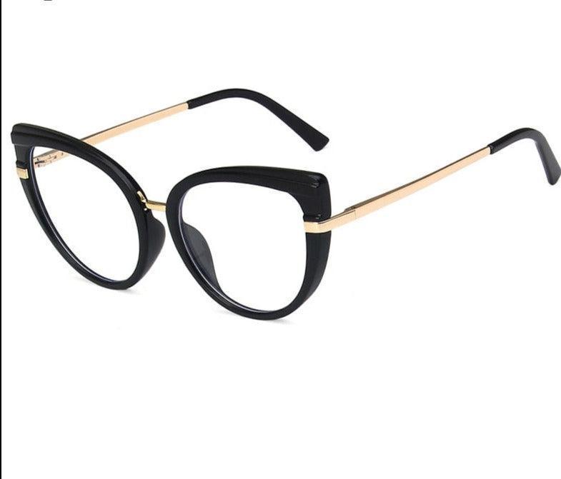 Nylah Eyeglasses - ItemBear.com