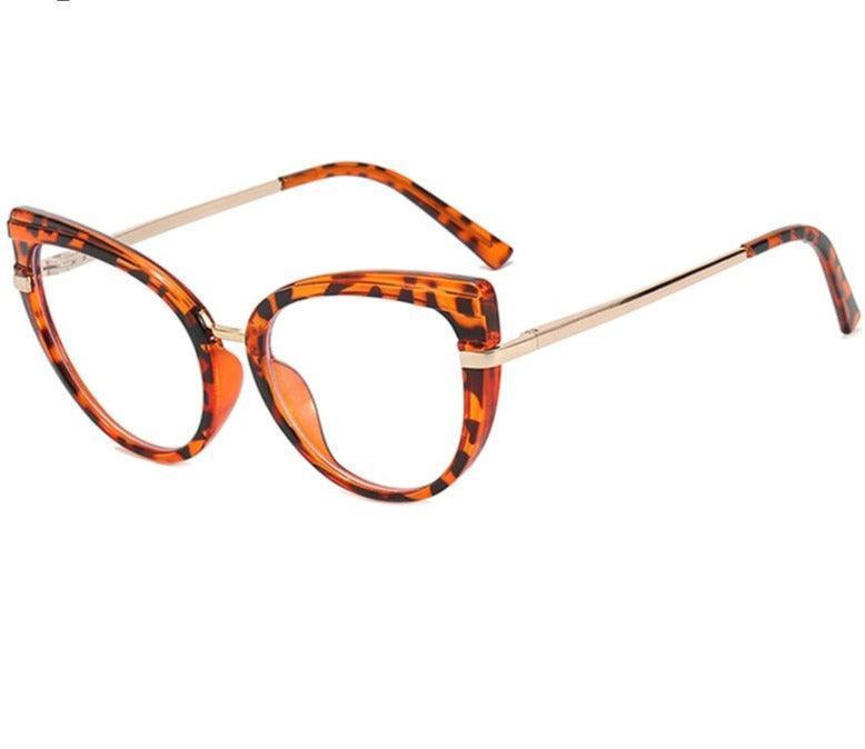 Nylah Eyeglasses - ItemBear.com