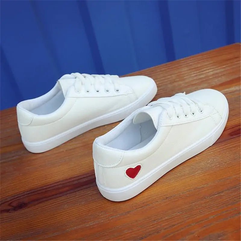 Skate White Shoes - ItemBear.com