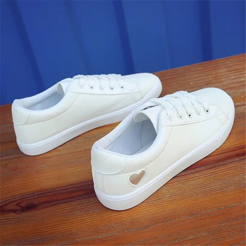 Skate White Shoes - ItemBear.com