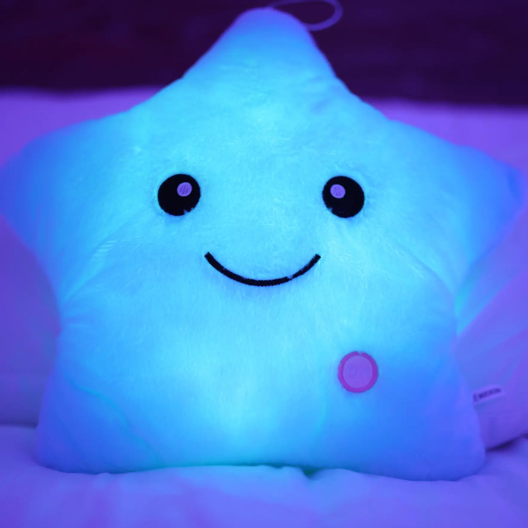 Star Shaped Pillow - ItemBear.com